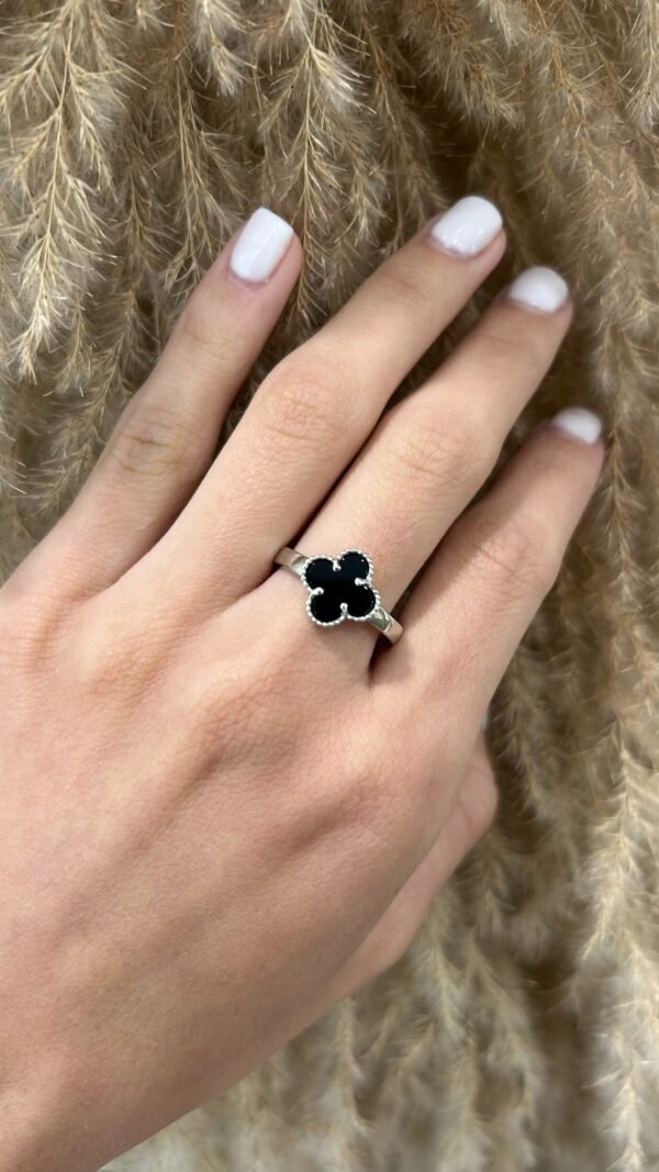 Anillo Alhambra pequeño color Negro talla 6