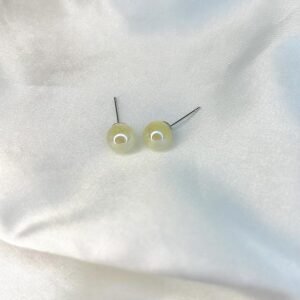 Arete stud perla pequeña